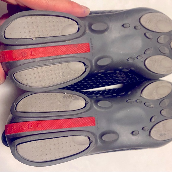 Size 9 1/2 Prada men’s shoes, diamond point style. Worn only a few times - Picture 8 of 9